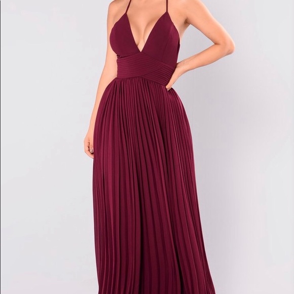 Fashion Nova Dresses & Skirts - Burgundy Maxi dress